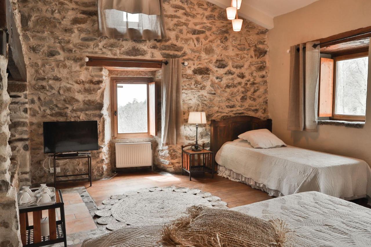Saint-Laurent-du-Pape Maison D'Hotes Le Hameau De La Mure מראה חיצוני תמונה