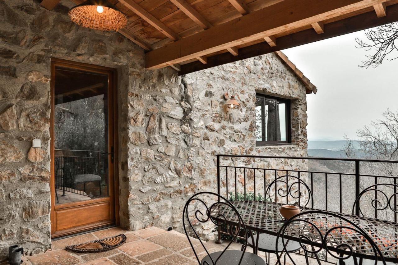 Saint-Laurent-du-Pape Maison D'Hotes Le Hameau De La Mure מראה חיצוני תמונה